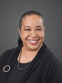 Grace Knox-Perry headshot